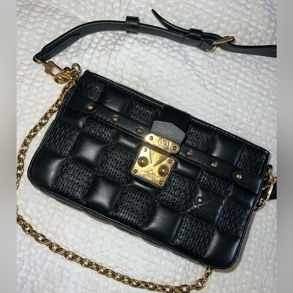 Louis Vuitton Purse
